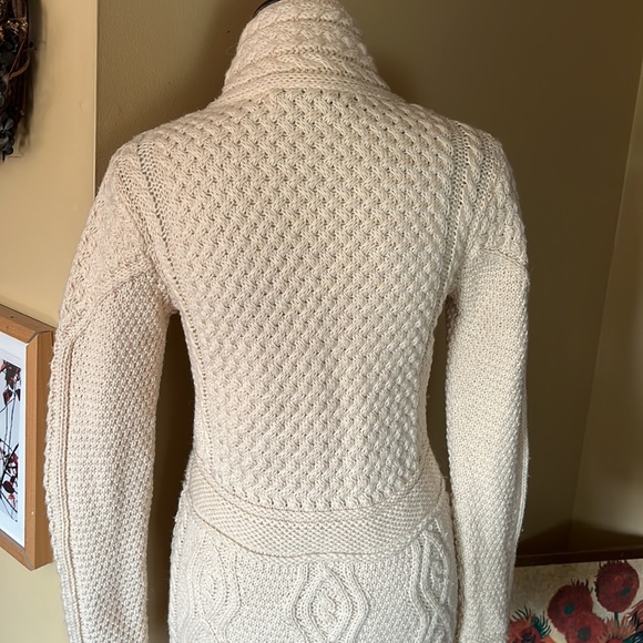 ARAN MOR IRELAND Size Small Long Fisherman Sweater Ecru Cableknit Zip Front - Picture 8 of 16